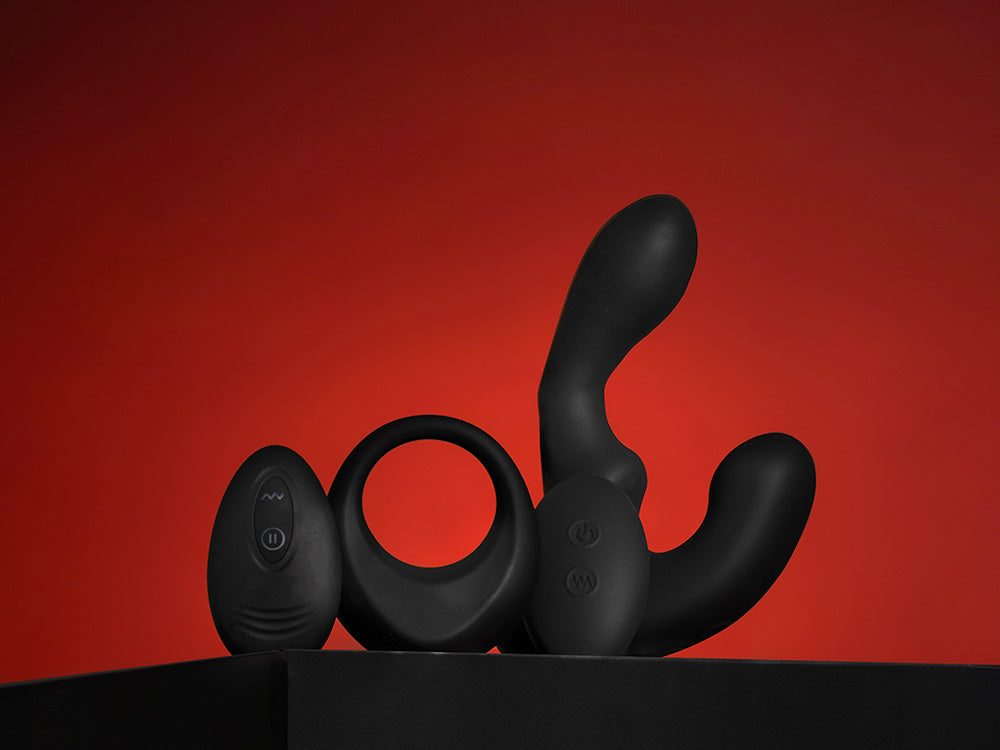 Le cockring Pulse One et le stimulateur de point P côte à côte